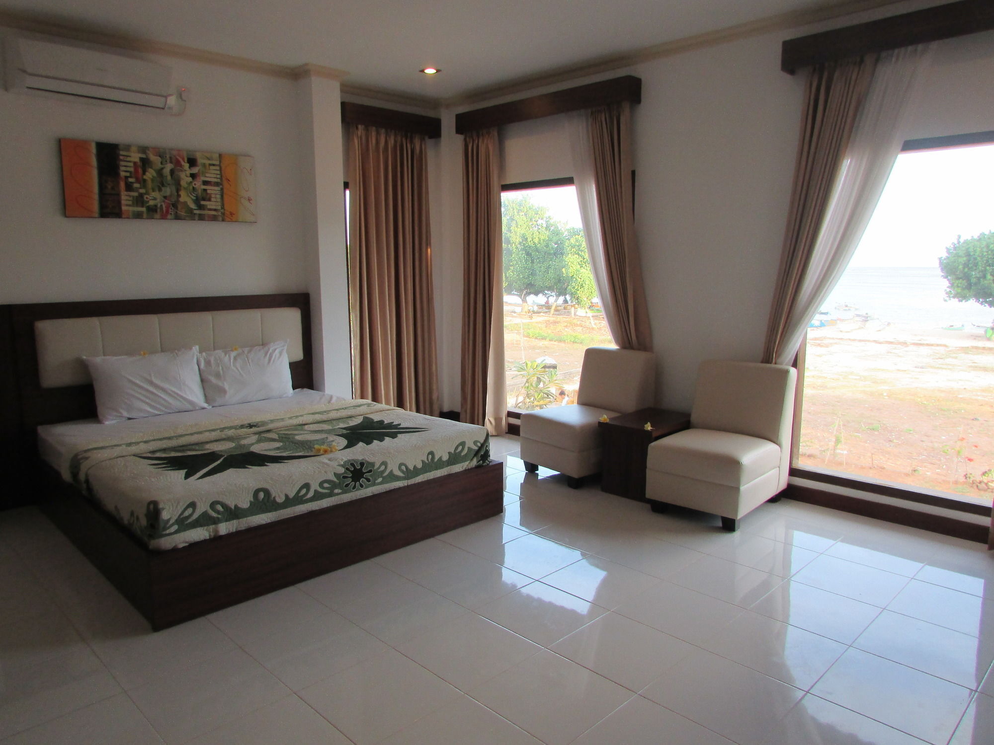 Friends Beach Hotel Kuta  Exterior photo